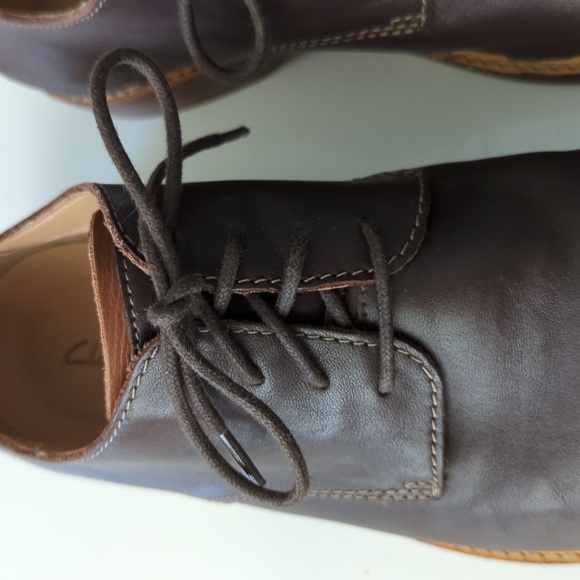 EUC Like New Clarks mens brown leather dress shoe 11 - Picture 4 of 12